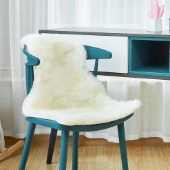 Teppich, EUGAD, Lammfell Schaffell echtes Naturfell Wohnzimmer Bettvorleger Sofa Matte Grau Wei&szlig; -TischStuhl Verkäufe e8e0f179 3429 5a64 8406 08c3978b27c3